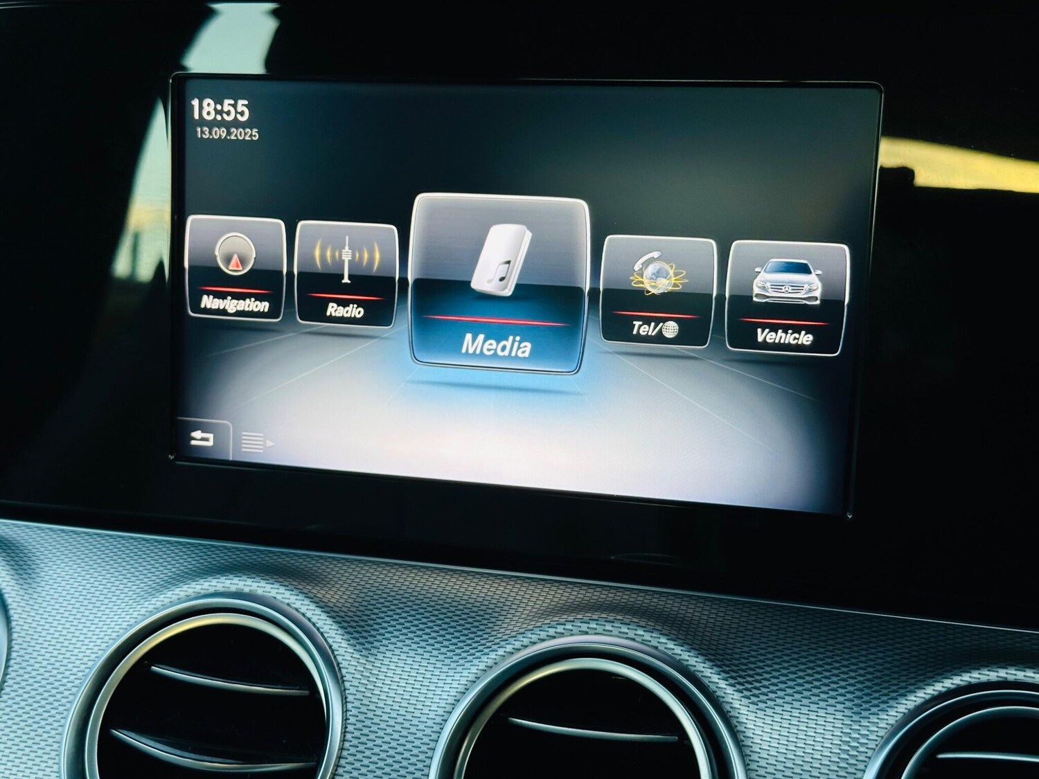 Used Mercedes-Benz E Class 2016 for sale - 76691153: Photo 49