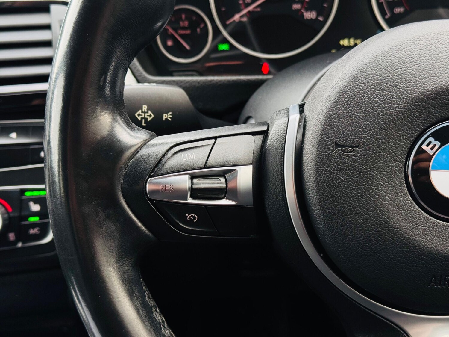 Used BMW 3 Series for sale - 77509875: Photo 41