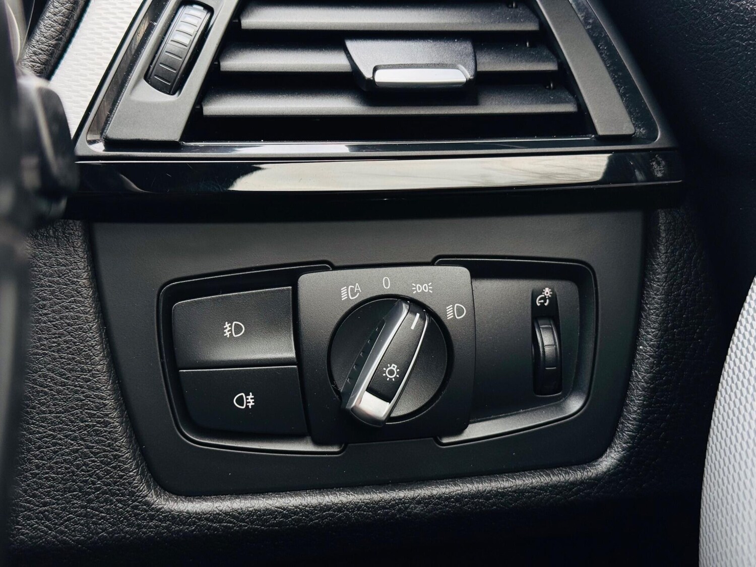 Used BMW 3 Series for sale - 77509875: Photo 45