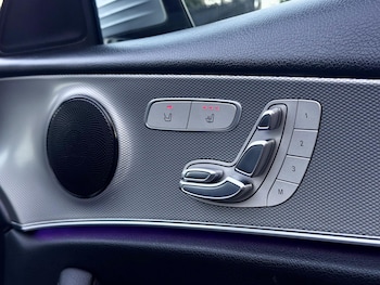 Used Mercedes-Benz E Class 2016 for sale - 79600948: Photo