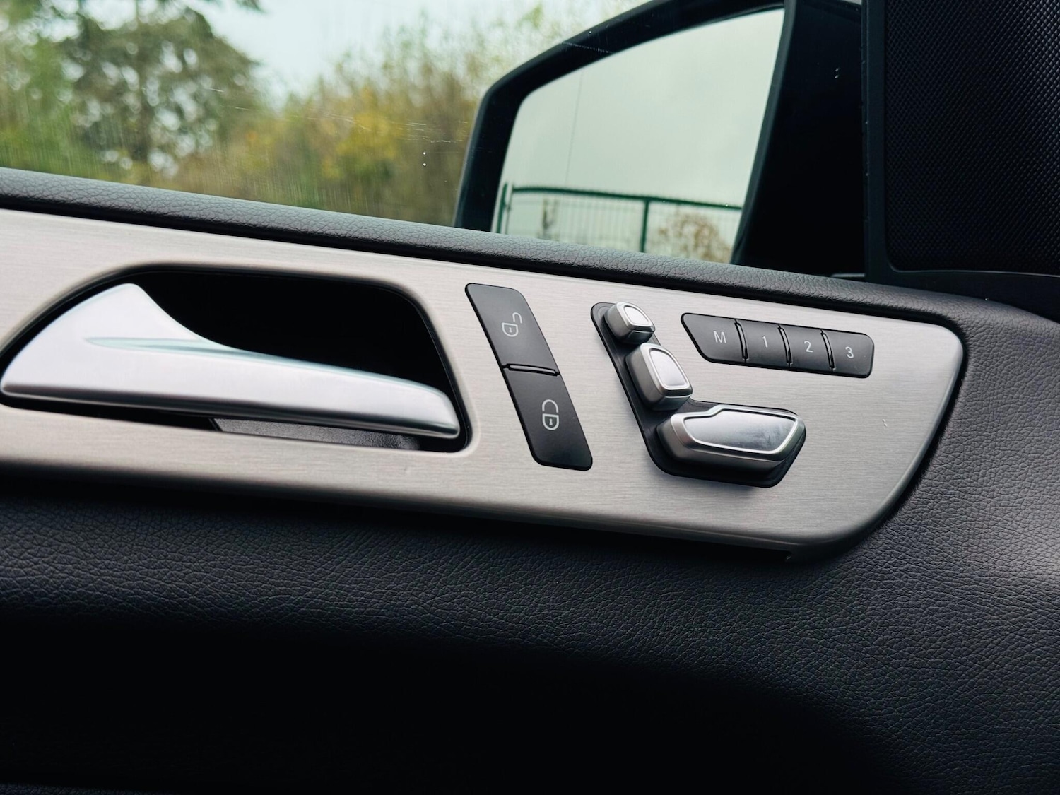 Used Mercedes-Benz GLE 2018 for sale - 76735483: Photo 4