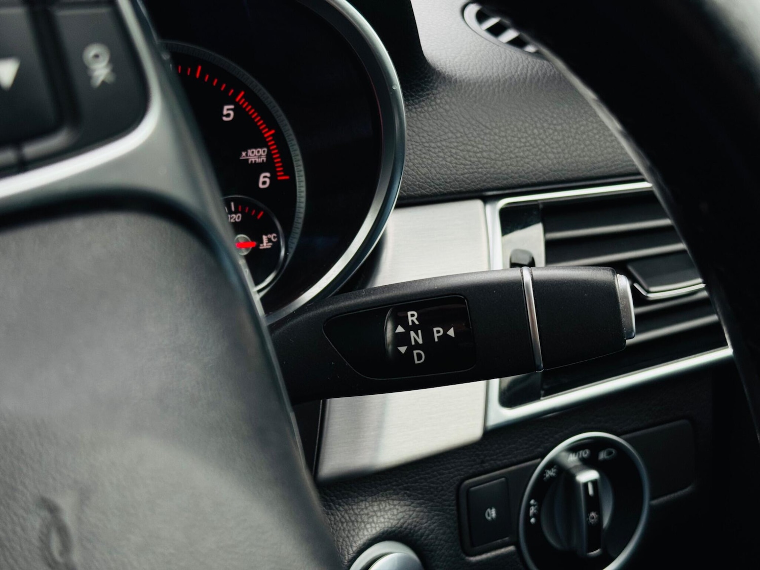 Used Mercedes-Benz GLE 2018 for sale - 76735483: Photo 43