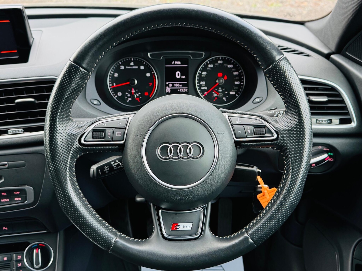 Used Audi Q3 2018 for sale - 76735054: Photo 33