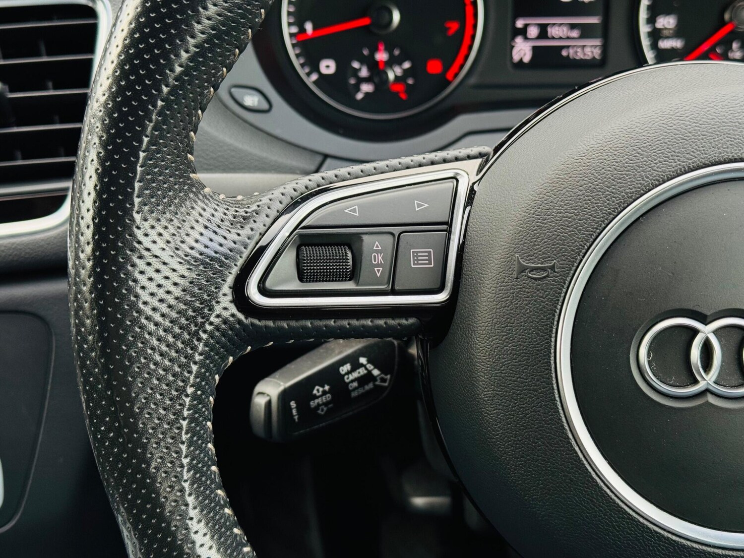 Used Audi Q3 2018 for sale - 76735054: Photo 34