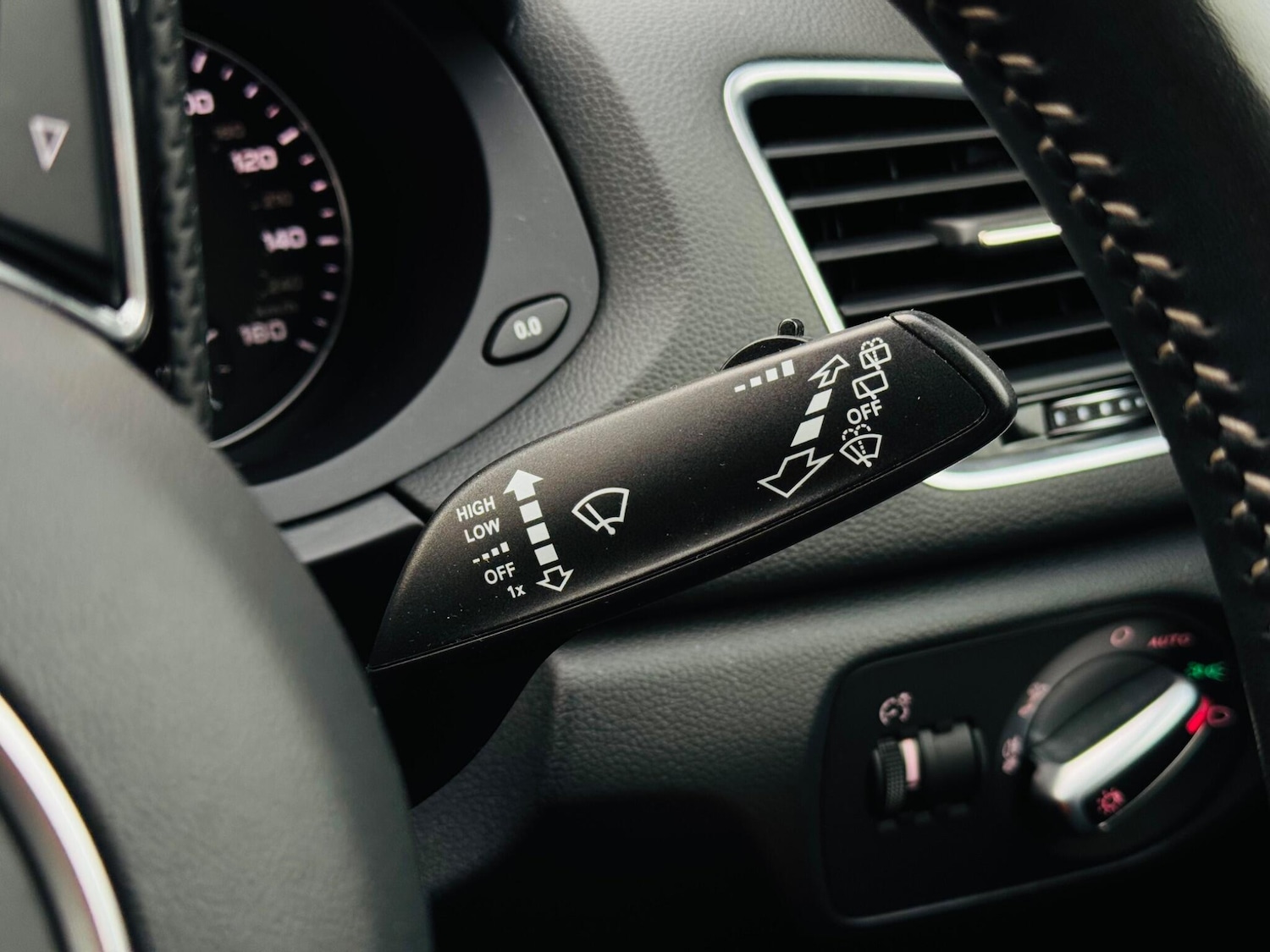 Used Audi Q3 2018 for sale - 76735054: Photo 38