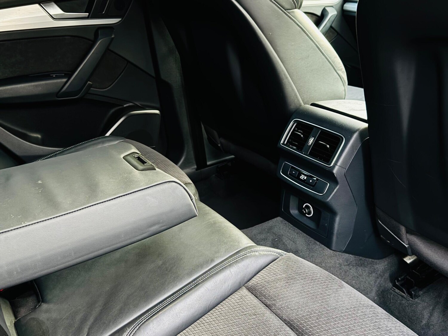 Used Audi Q5 2019 for sale - 76691147: Photo 27