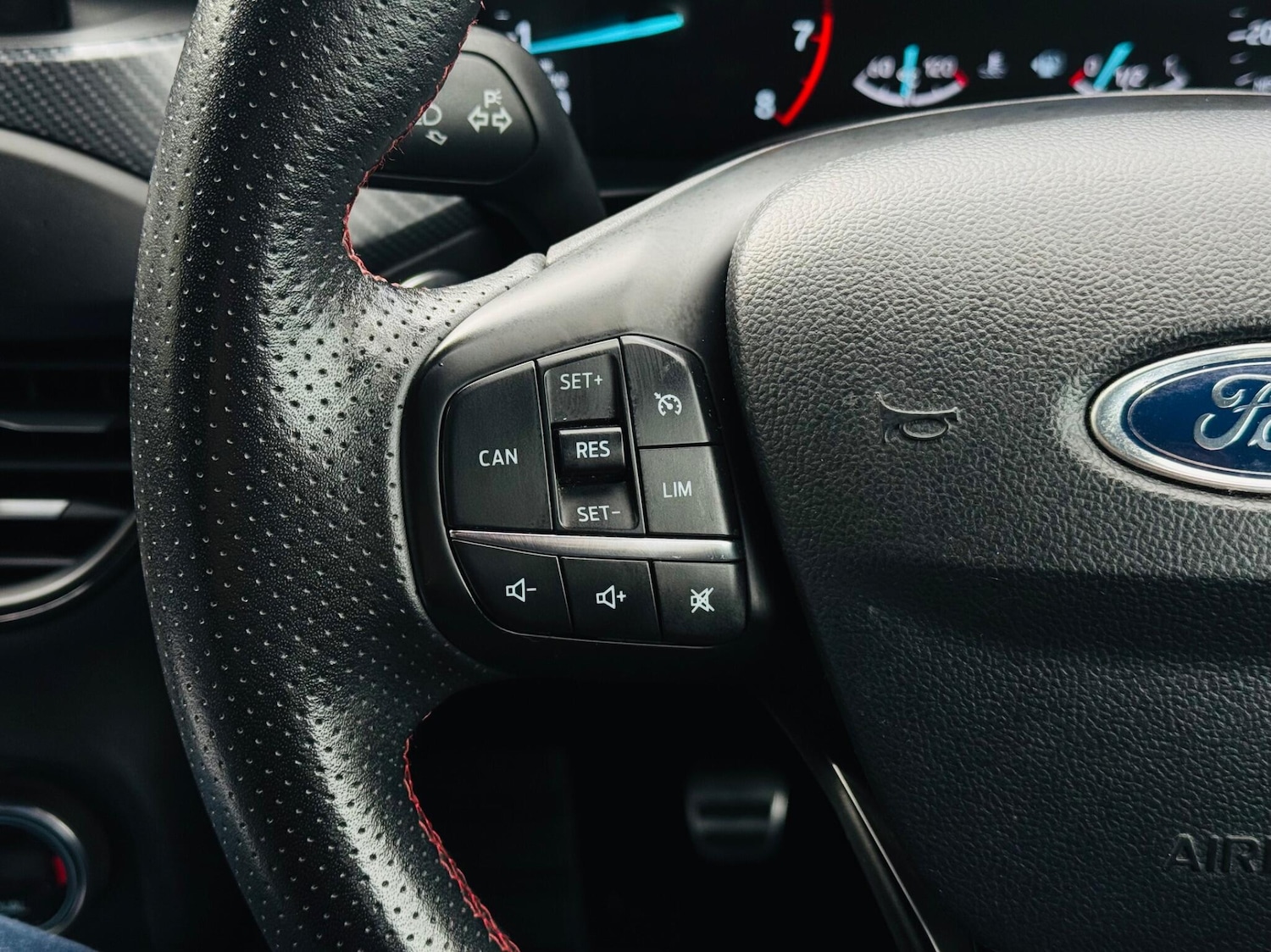 Used Ford Focus 2018 for sale - 76735461: Photo 33