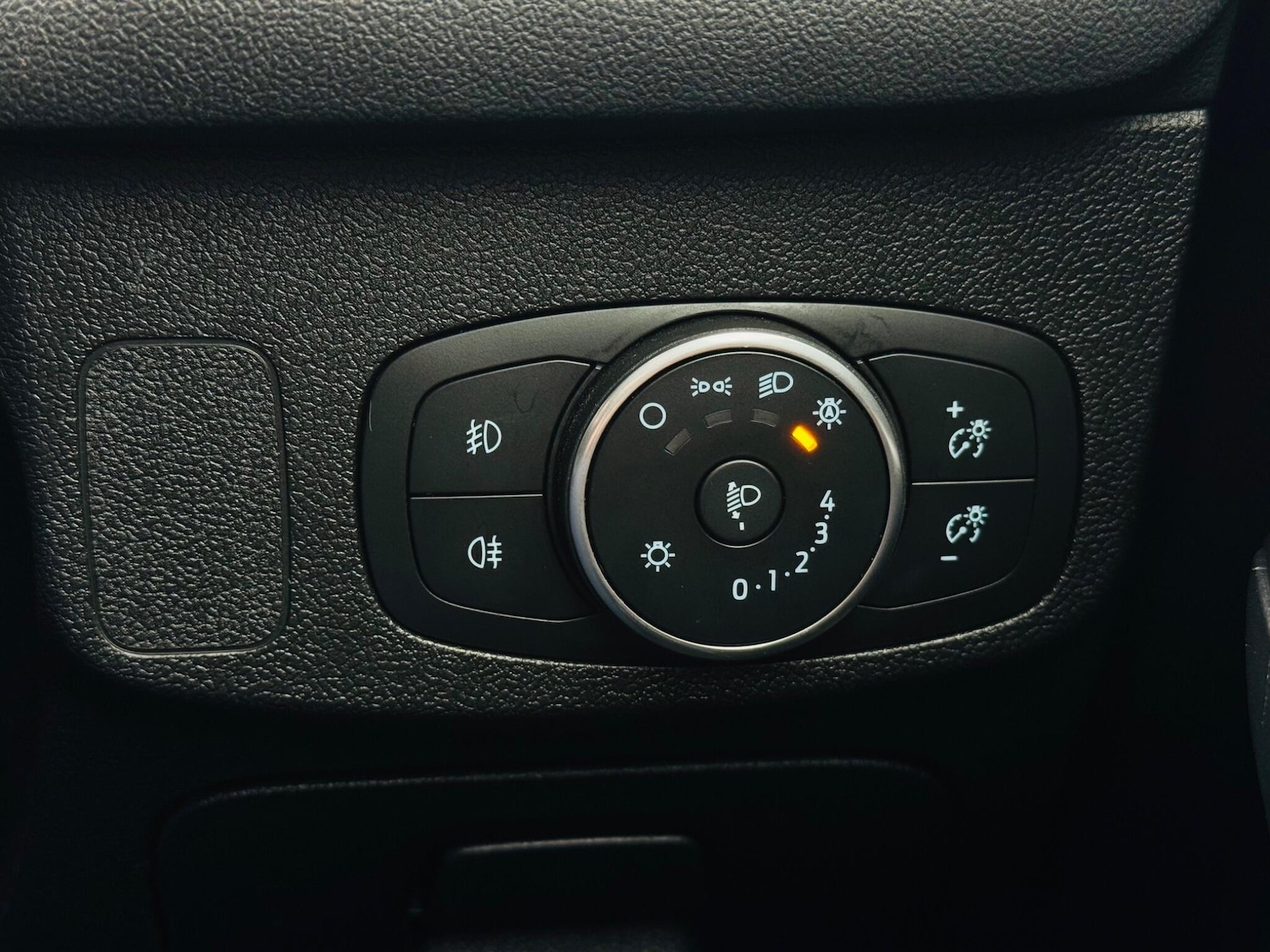 Used Ford Focus 2018 for sale - 76735461: Photo 37