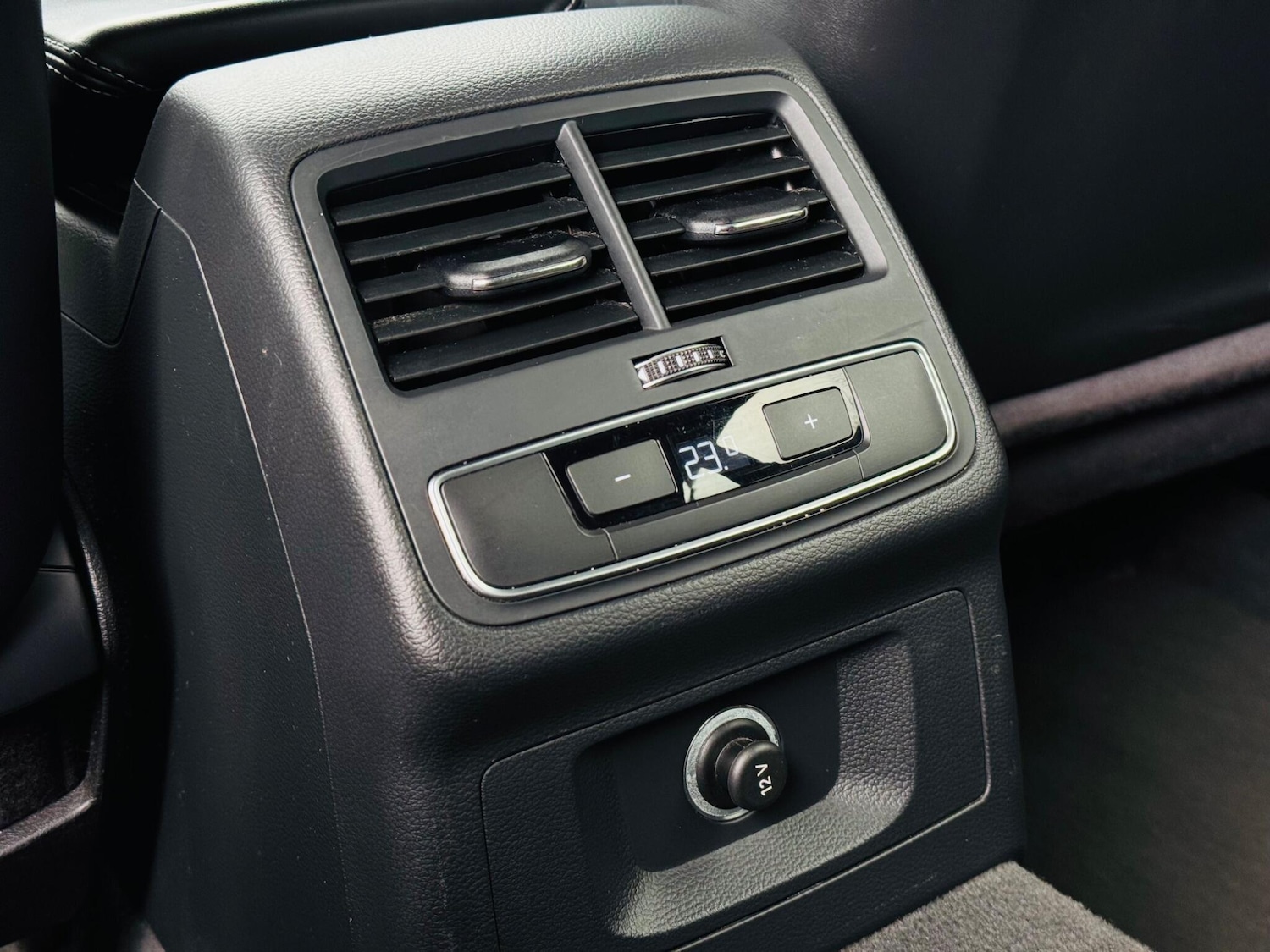 Used Audi A4 2017 for sale - 77511469: Photo 43