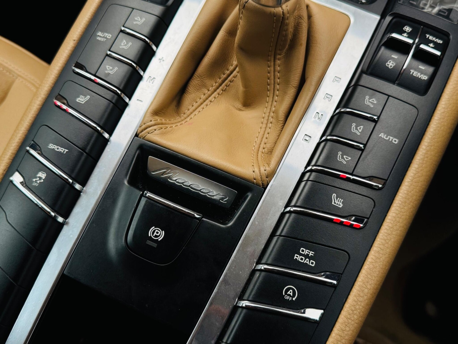 Used Porsche Macan for sale - 76735338: Photo 54