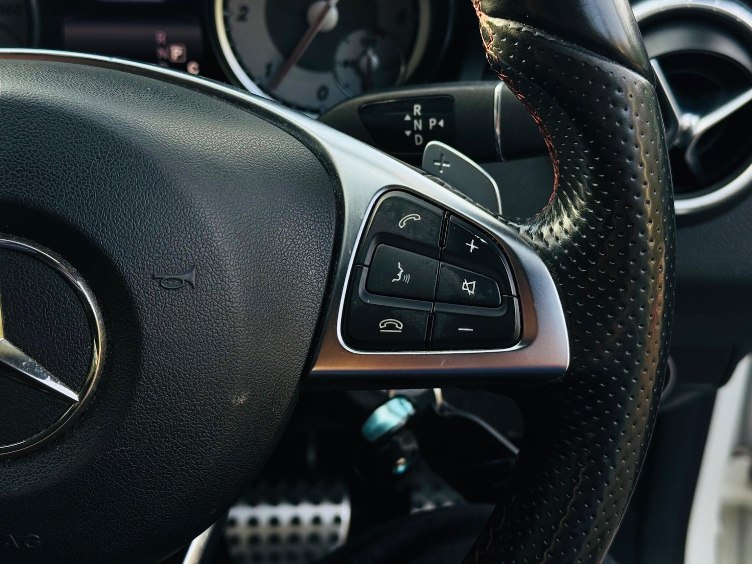 Used Mercedes-Benz CLA 2015 for sale - 76735420: Photo 34