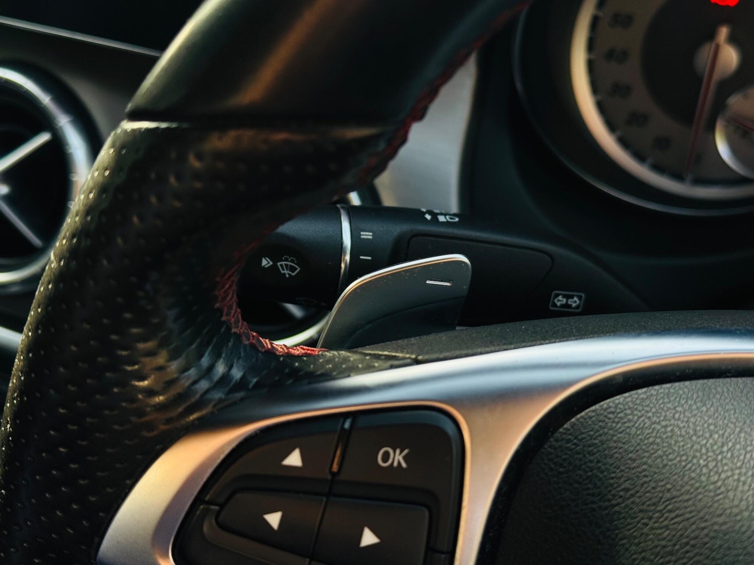 Used Mercedes-Benz CLA 2015 for sale - 76735420: Photo 35