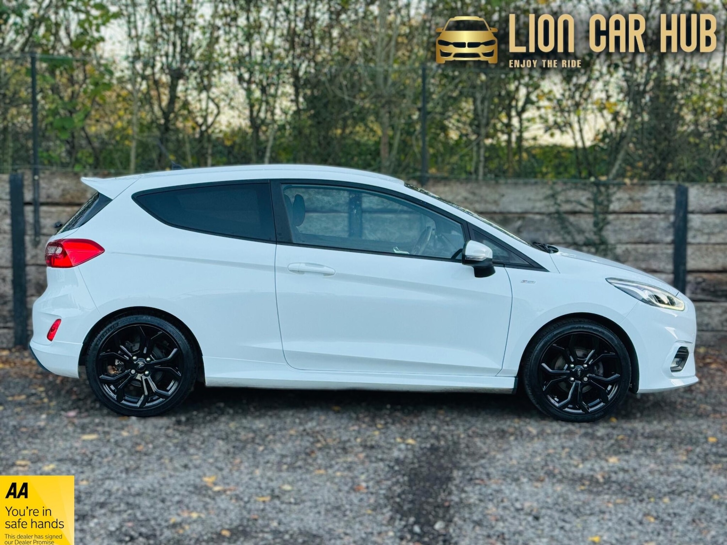 Used Ford Fiesta 2017 for sale - 76735320: Photo 11