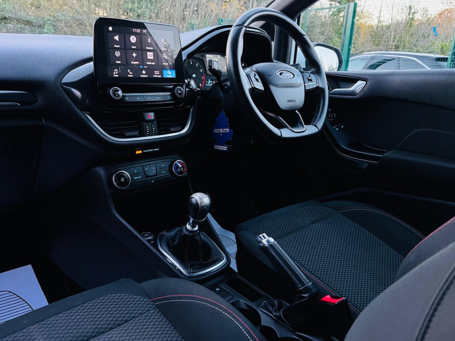 Used Ford Fiesta 2017 for sale - 76735320: Photo 28