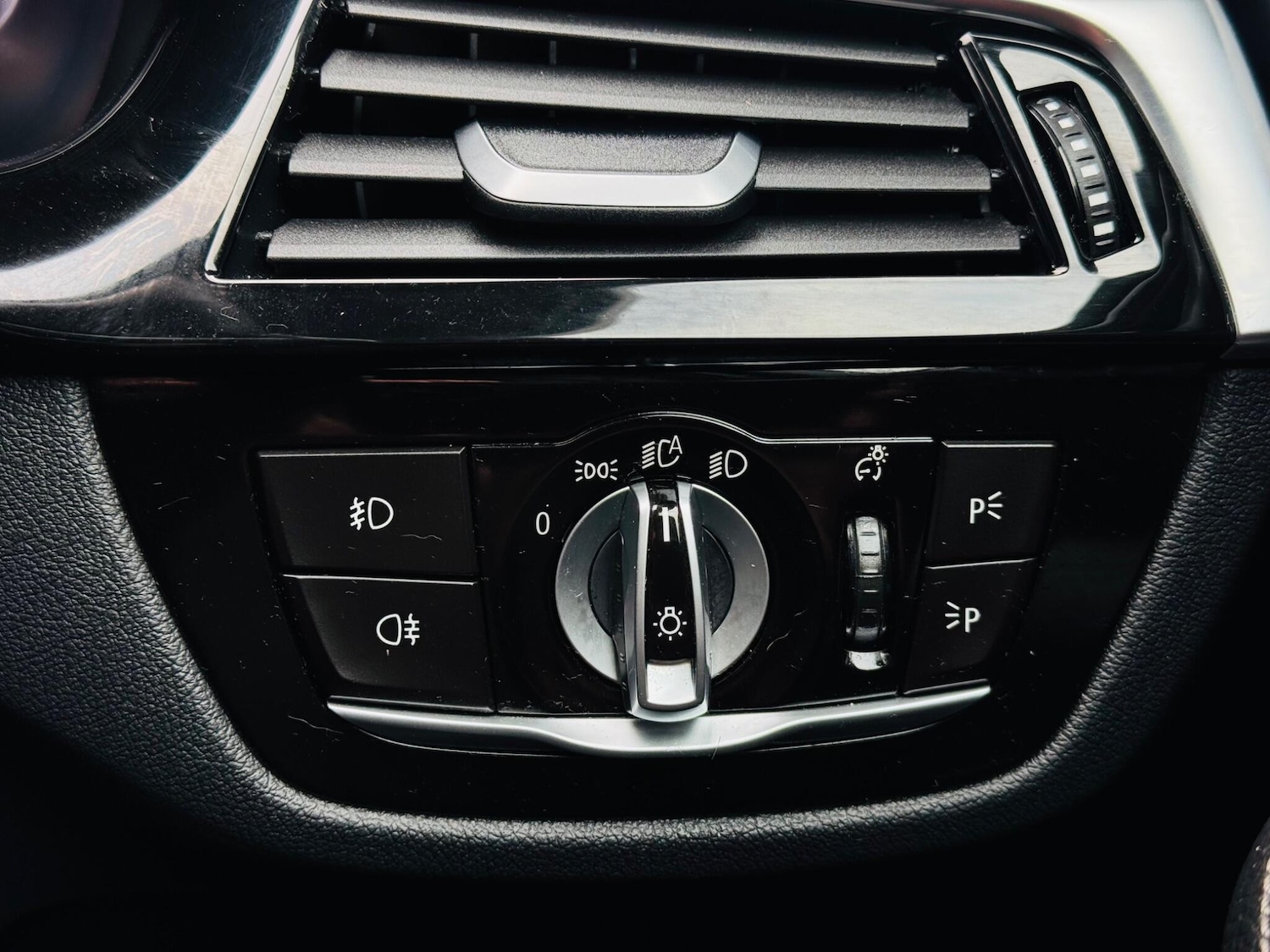 Used BMW 5 Series for sale - 78136097: Photo 45