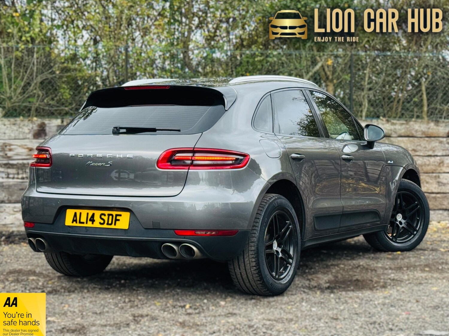 Used Porsche Macan for sale - 76691148: Photo 11