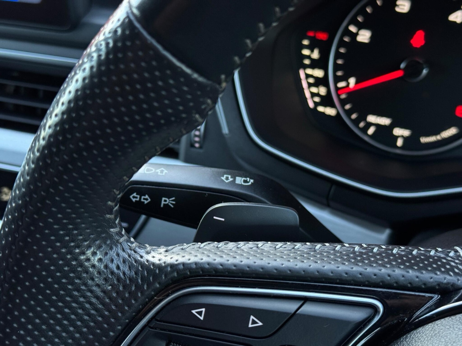 Used Audi A4 2016 for sale - 77108811: Photo 40