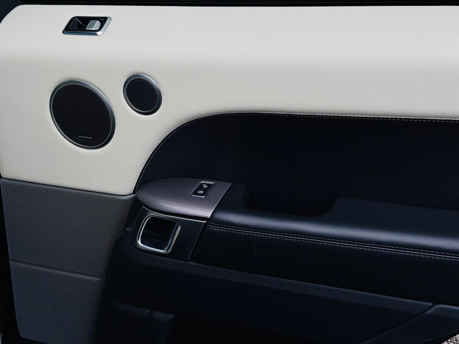 Used Land Rover Range Rover Sport 2018 for sale - 77278789: Photo 45