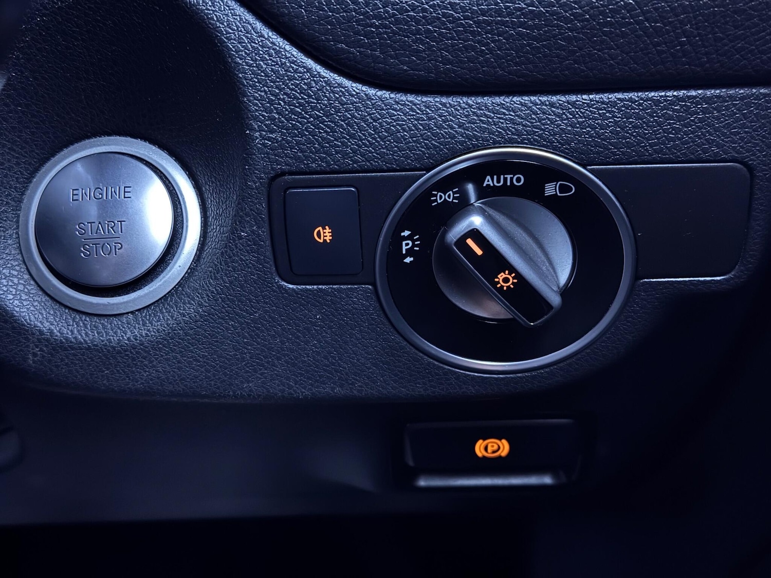 Used Mercedes-Benz CLA 2018 for sale - 77377227: Photo 44