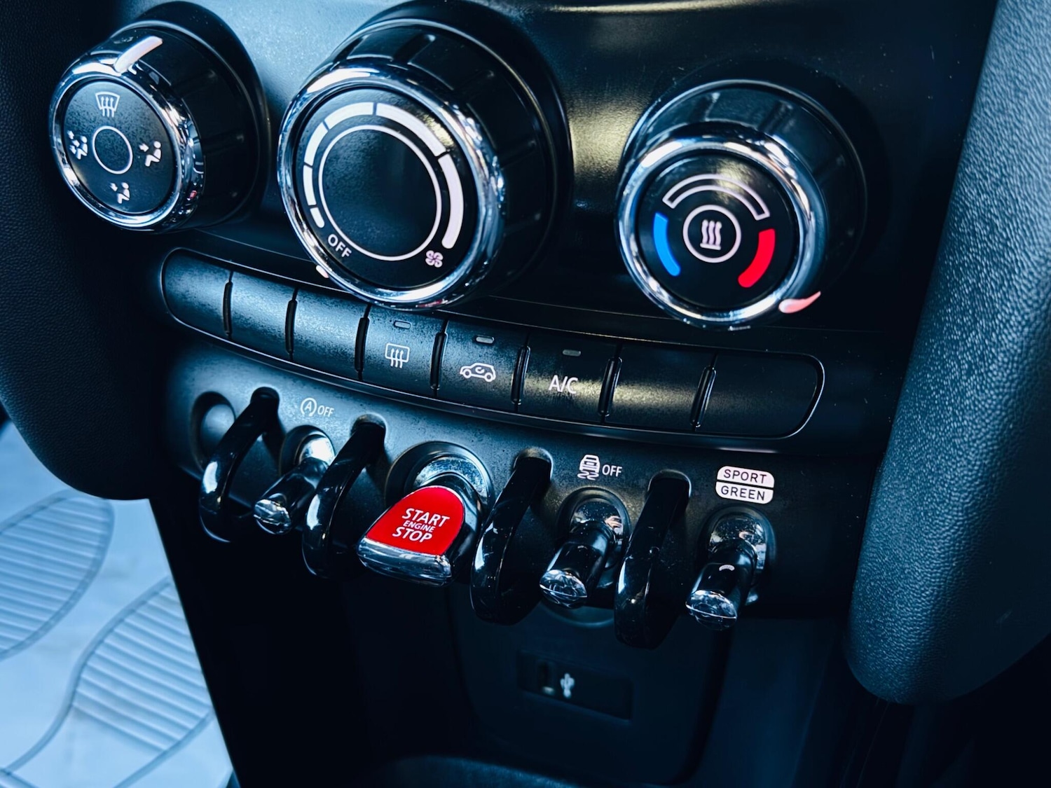 Used MINI Hatch 2018 for sale - 76801715: Photo 45