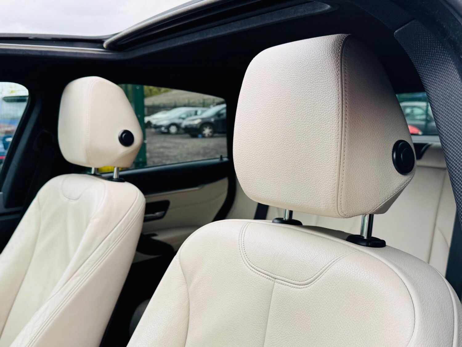 Used BMW 4 Series 2016 for sale - 76691151: Photo 44