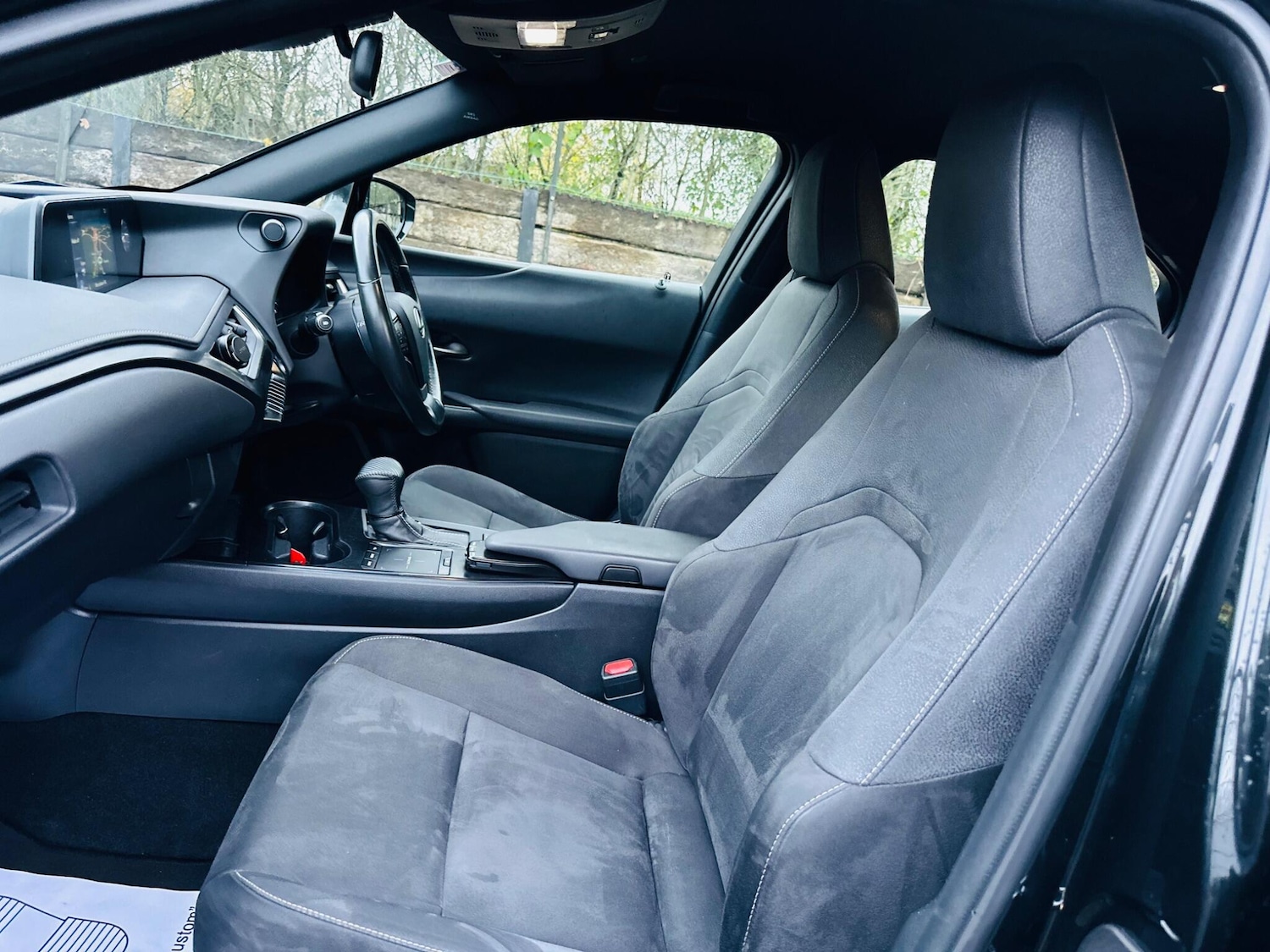 Used Lexus UX 2020 for sale - 76735474: Photo 26