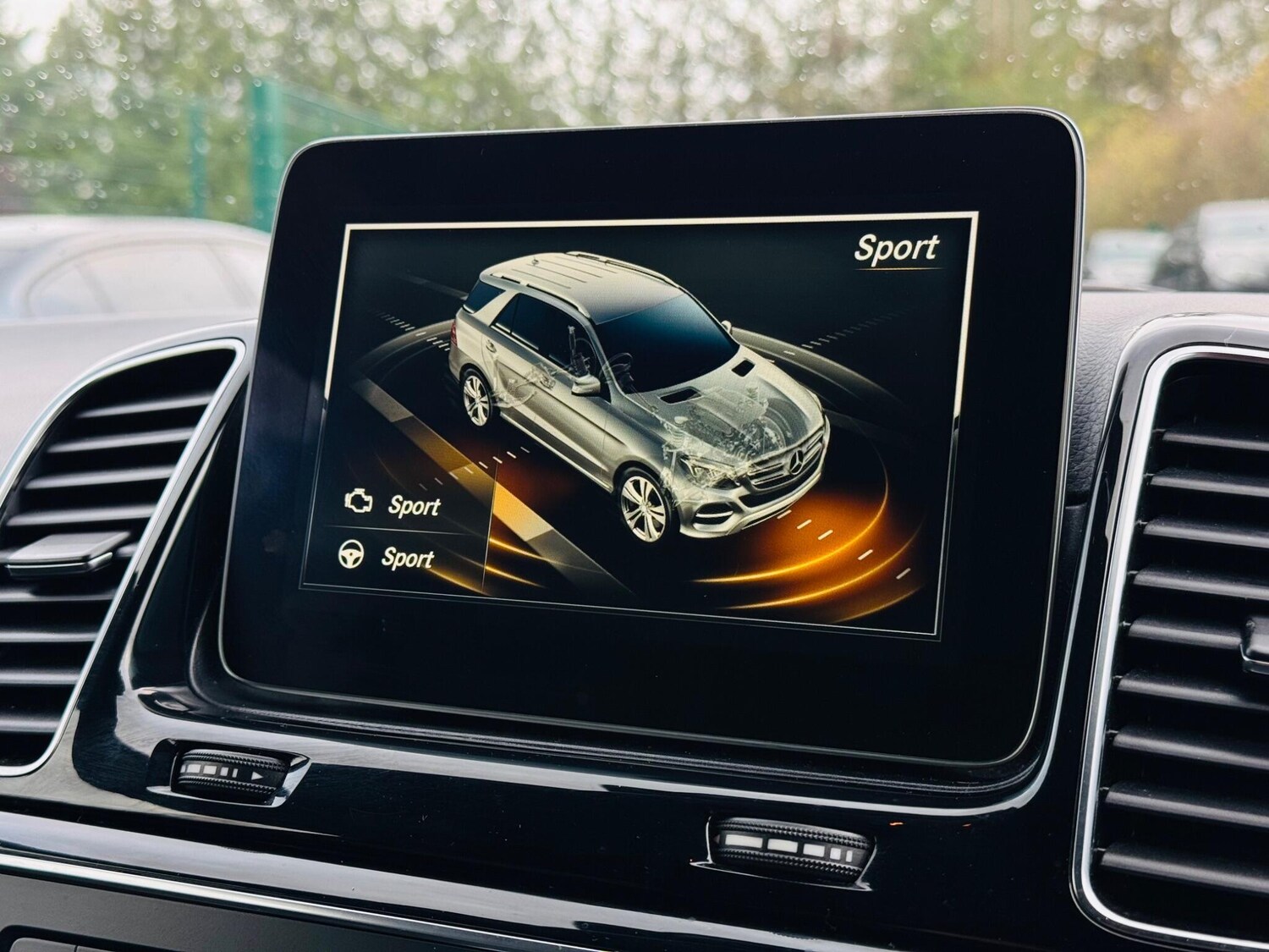 Used Mercedes-Benz GLE 2018 for sale - 76691142: Photo 56