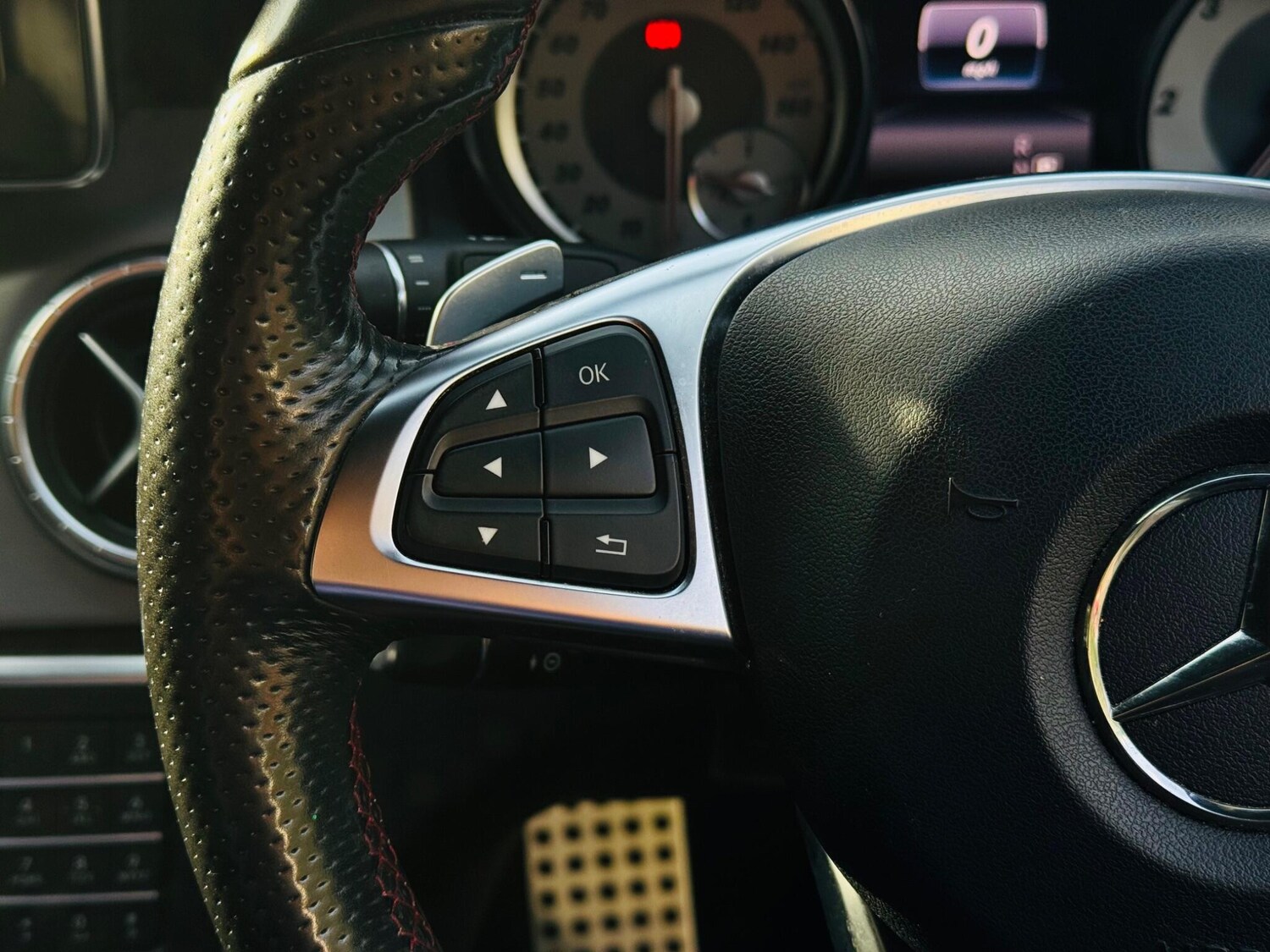 Used Mercedes-Benz CLA 2015 for sale - 76691150: Photo 33