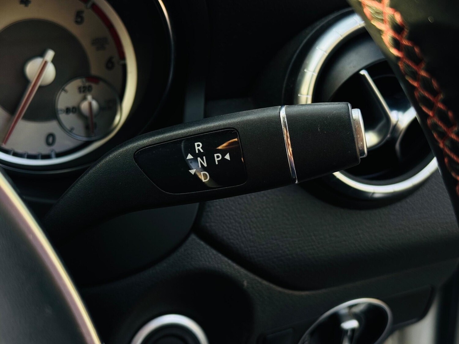 Used Mercedes-Benz CLA 2015 for sale - 76691150: Photo 38