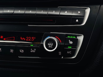 Used BMW 3 Series 2015 for sale - 77637433: Photo