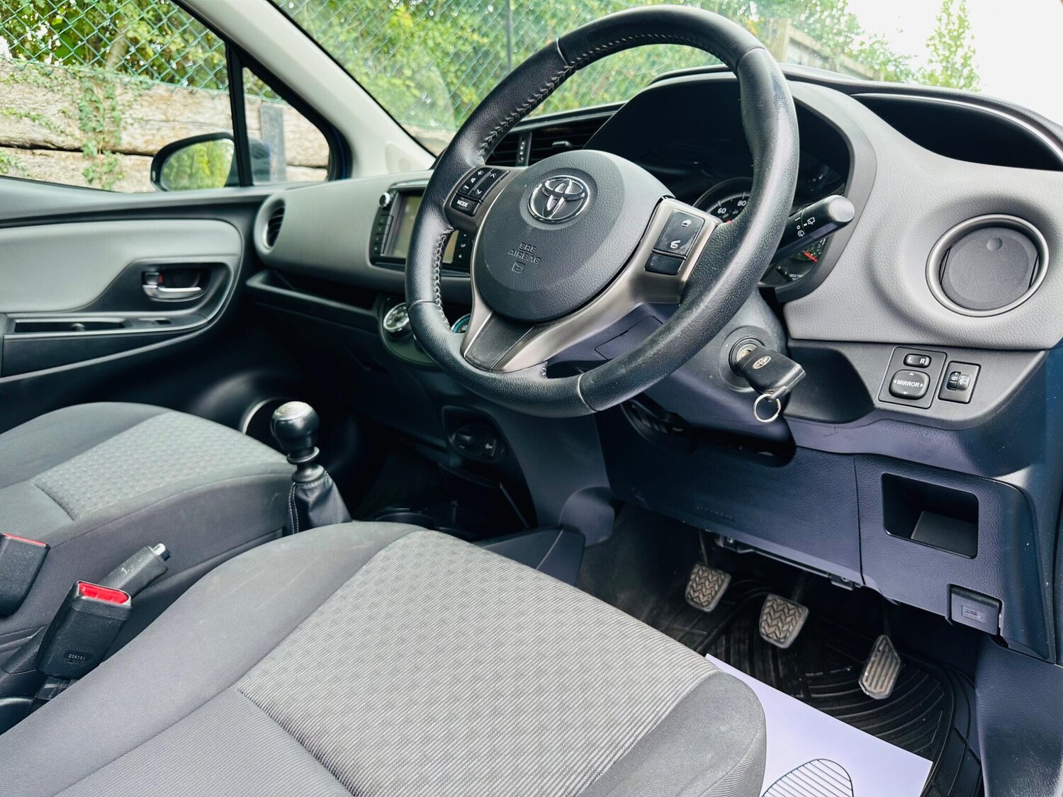Used Toyota Yaris 2015 for sale - 76691145: Photo 17