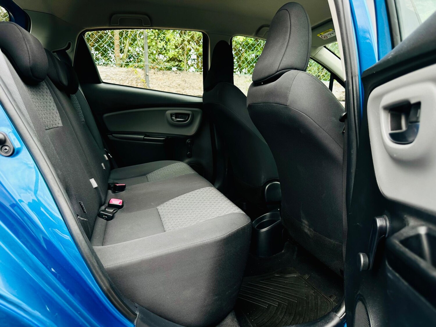 Used Toyota Yaris 2015 for sale - 76691145: Photo 21