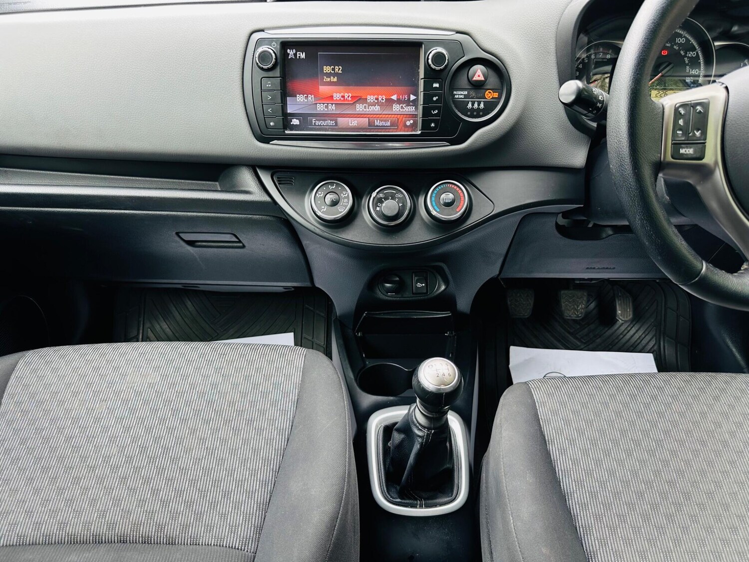 Used Toyota Yaris 2015 for sale - 76691145: Photo 36