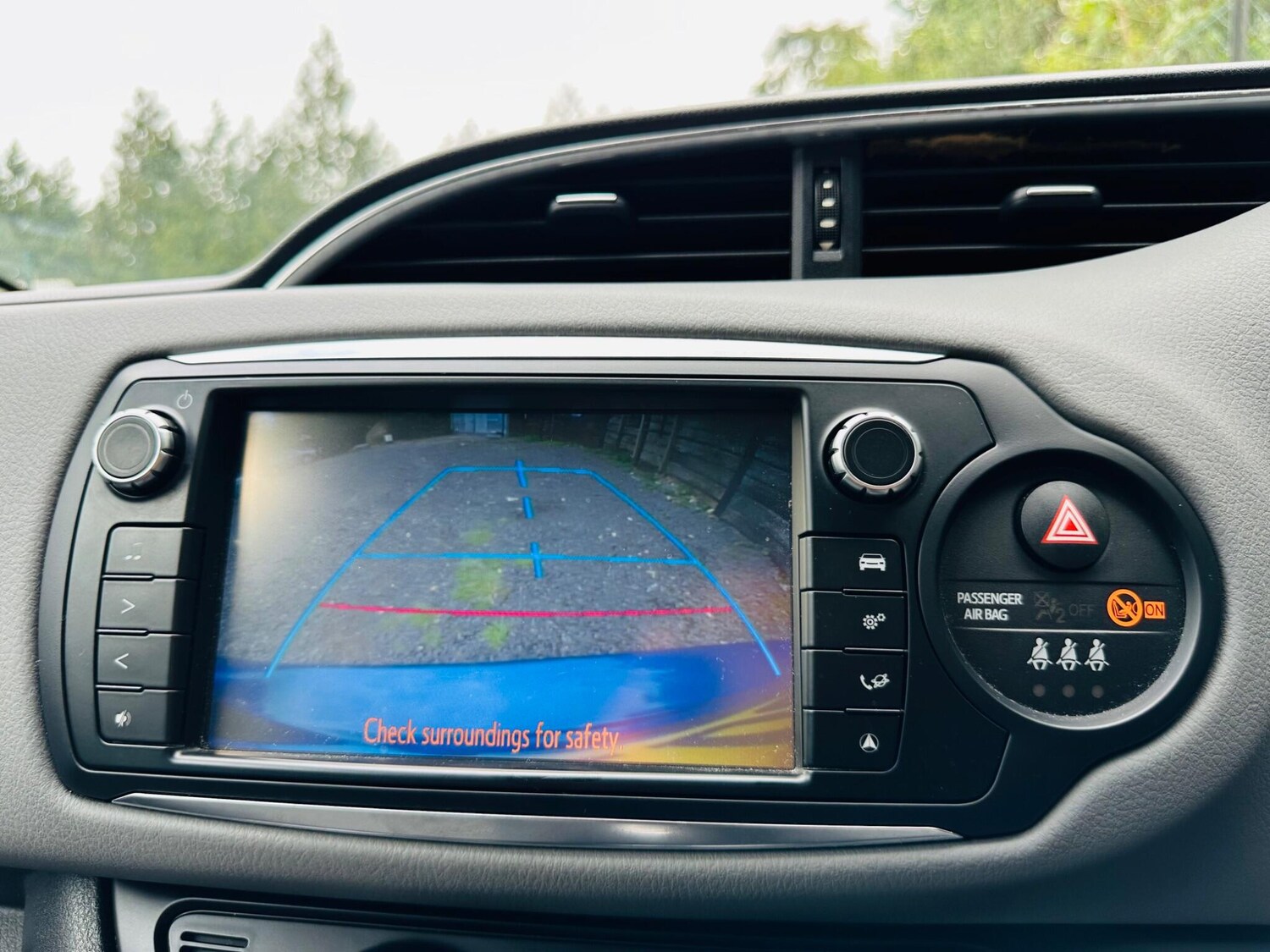 Used Toyota Yaris 2015 for sale - 76691145: Photo 44