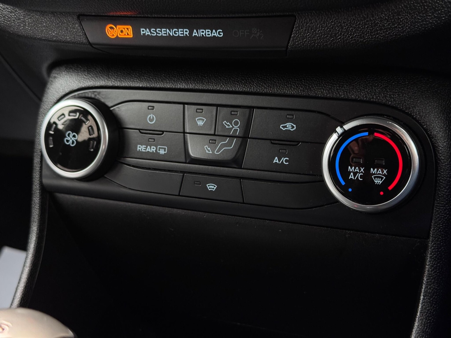 Used Ford Fiesta 2018 for sale - 78204129: Photo 42