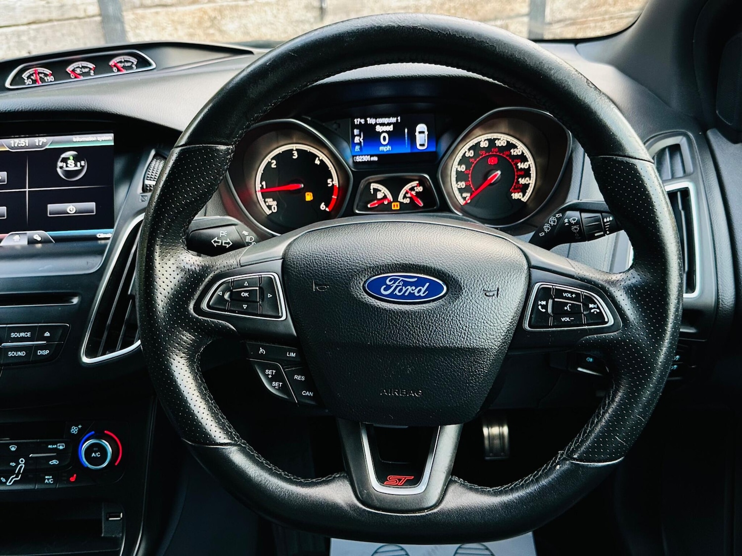 Used Ford Focus 2015 for sale - 76691152: Photo 30