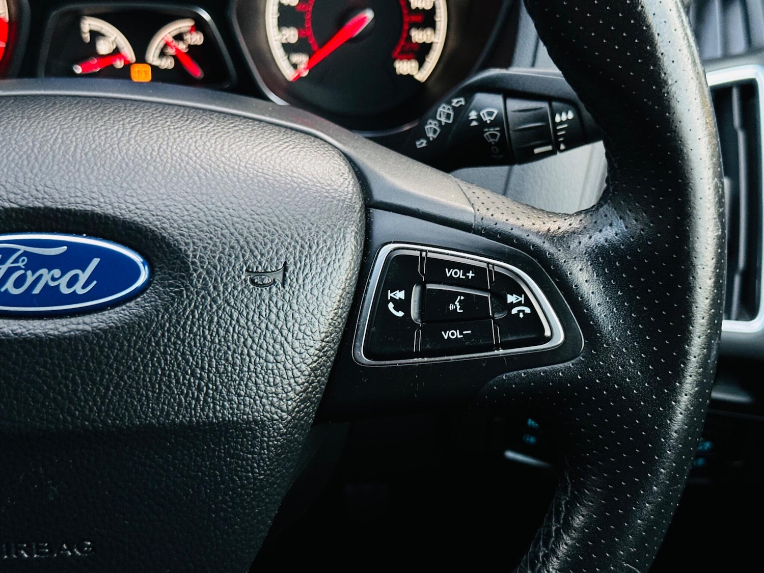 Used Ford Focus 2015 for sale - 76691152: Photo 32