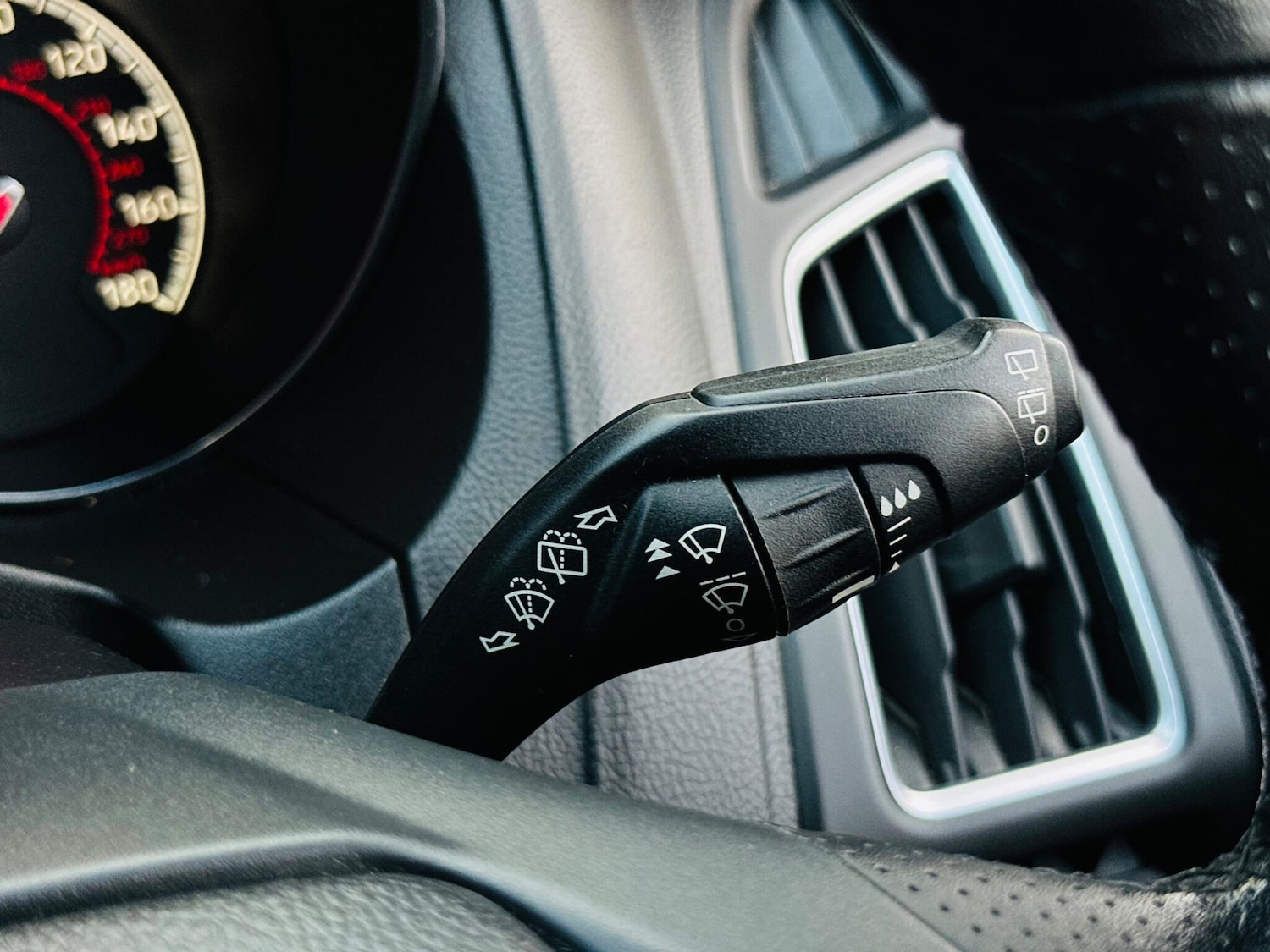 Used Ford Focus 2015 for sale - 76691152: Photo 34