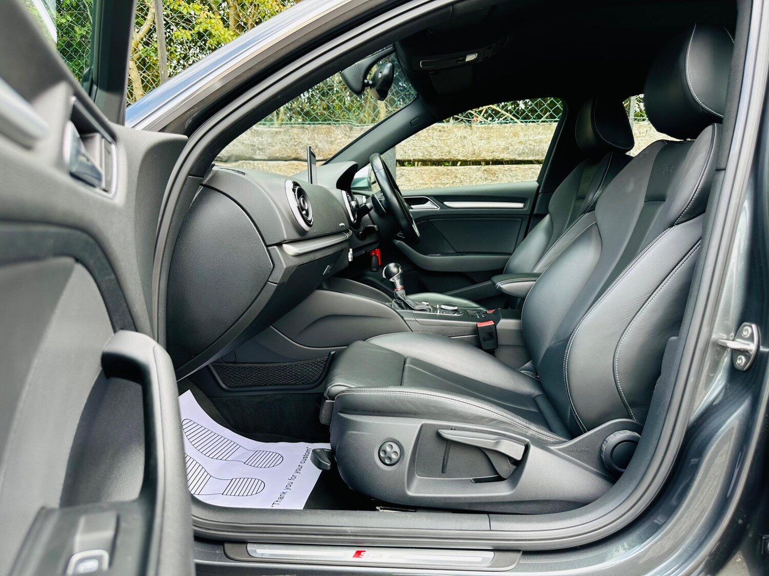 Vehicle 29