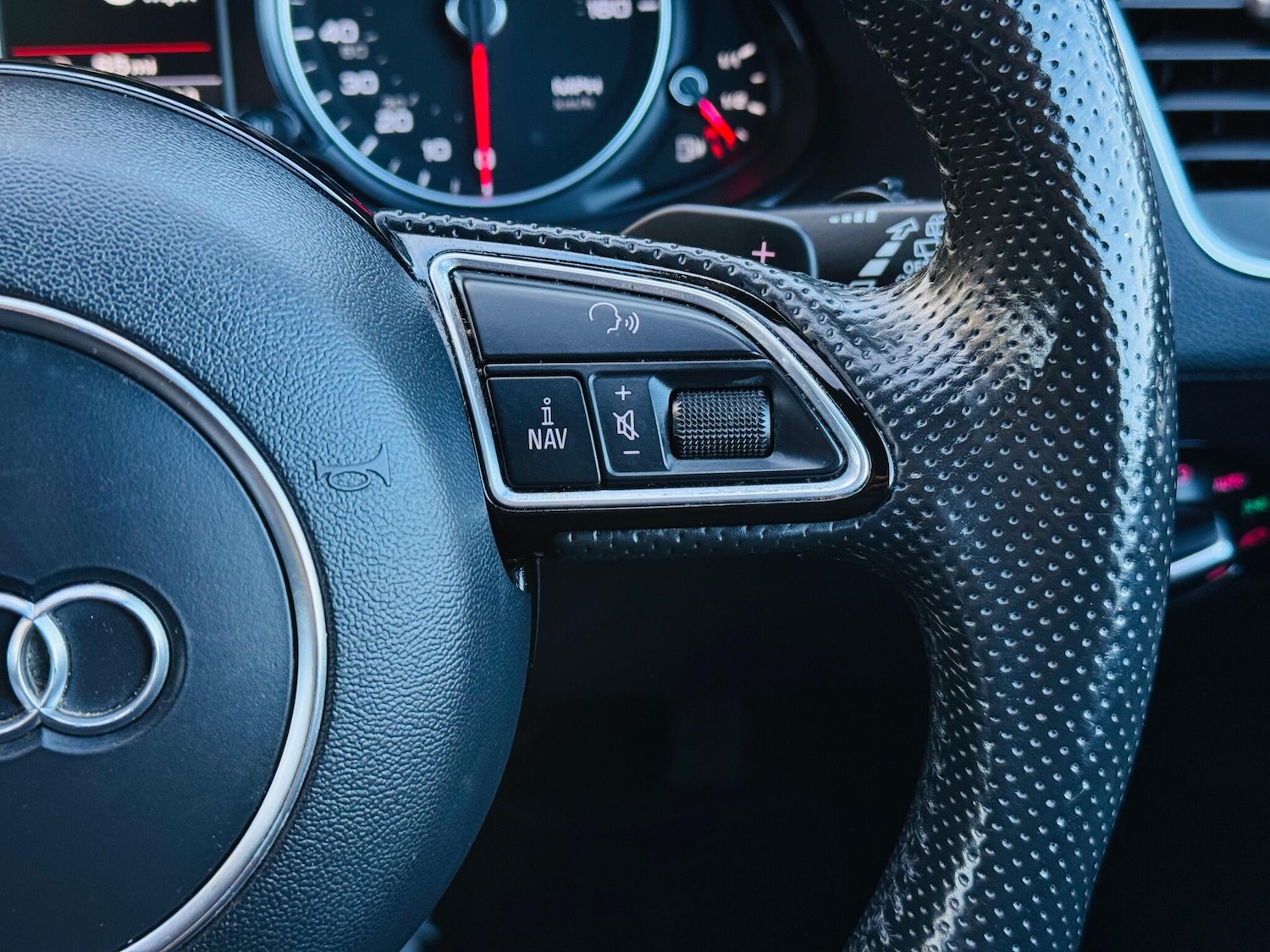 Used Audi Q5 for sale - 78136406: Photo 43