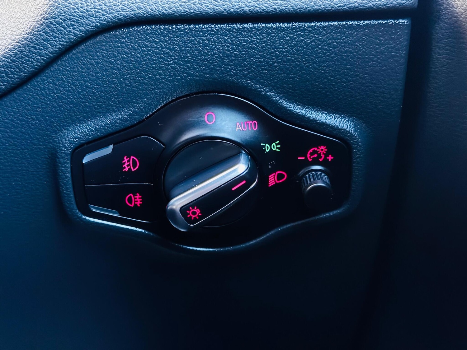 Used Audi Q5 for sale - 78136406: Photo 50