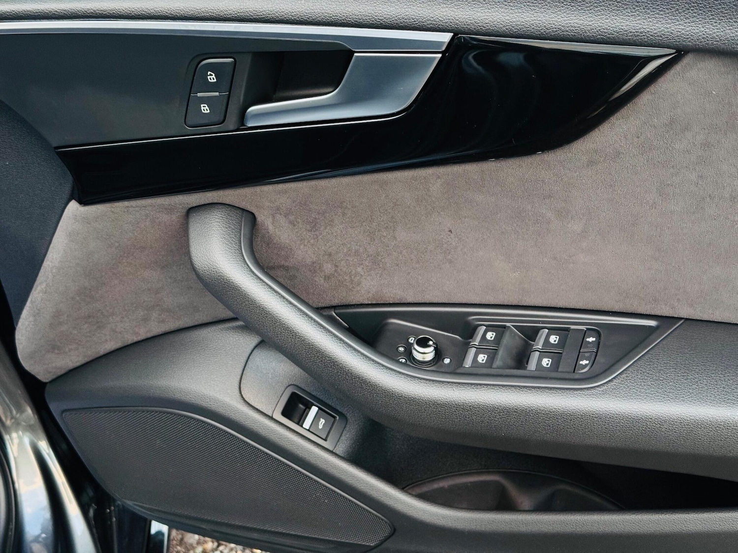 Used Audi A4 2018 for sale - 77377528: Photo 28