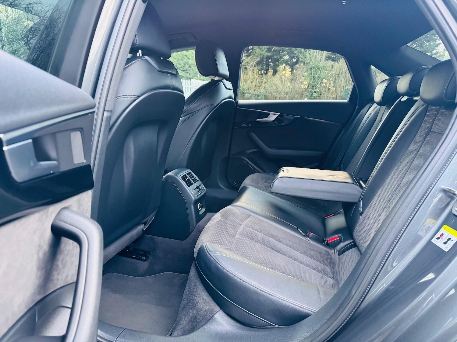 Used Audi A4 2018 for sale - 77377528: Photo 40