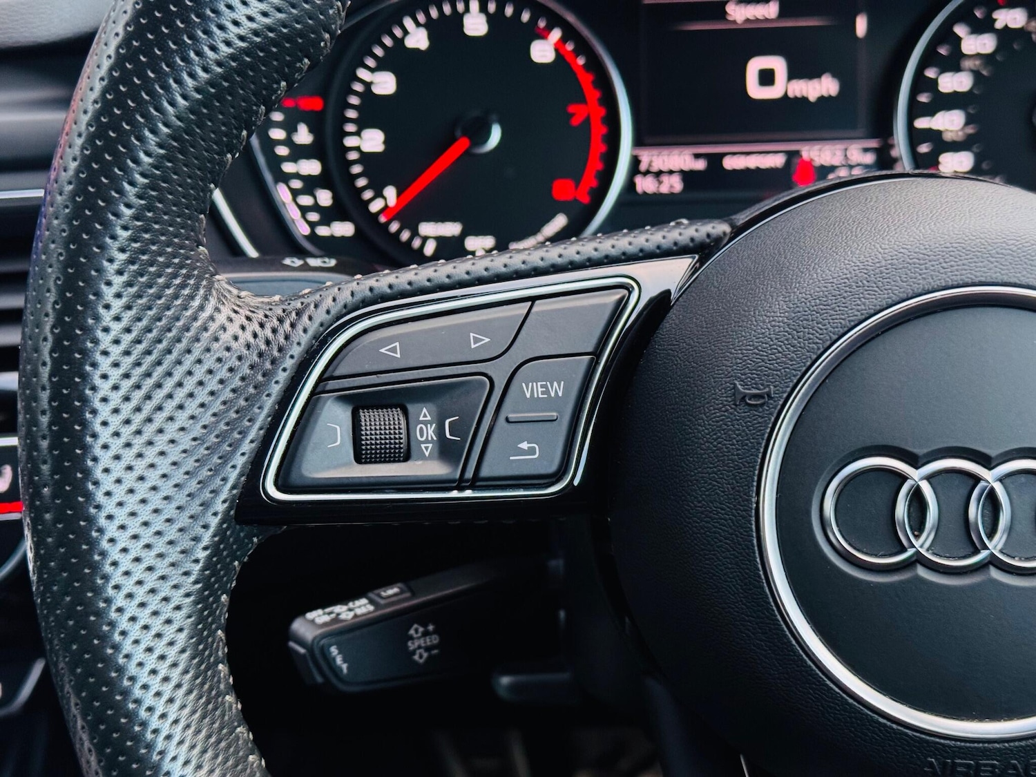 Used Audi A4 2018 for sale - 77377528: Photo 43