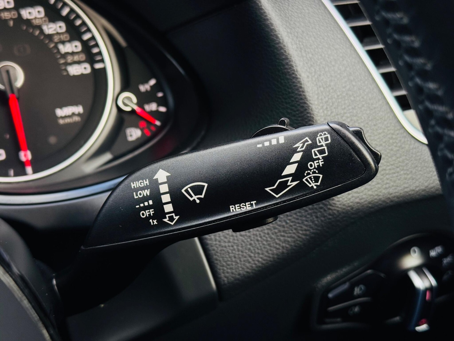 Used Audi Q5 2015 for sale - 77279773: Photo 55