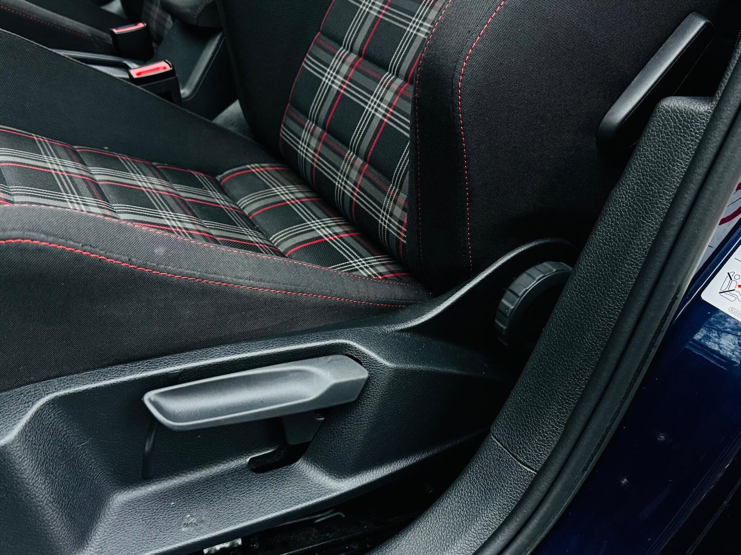 Used Volkswagen Golf 2018 for sale - 76964315: Photo 31