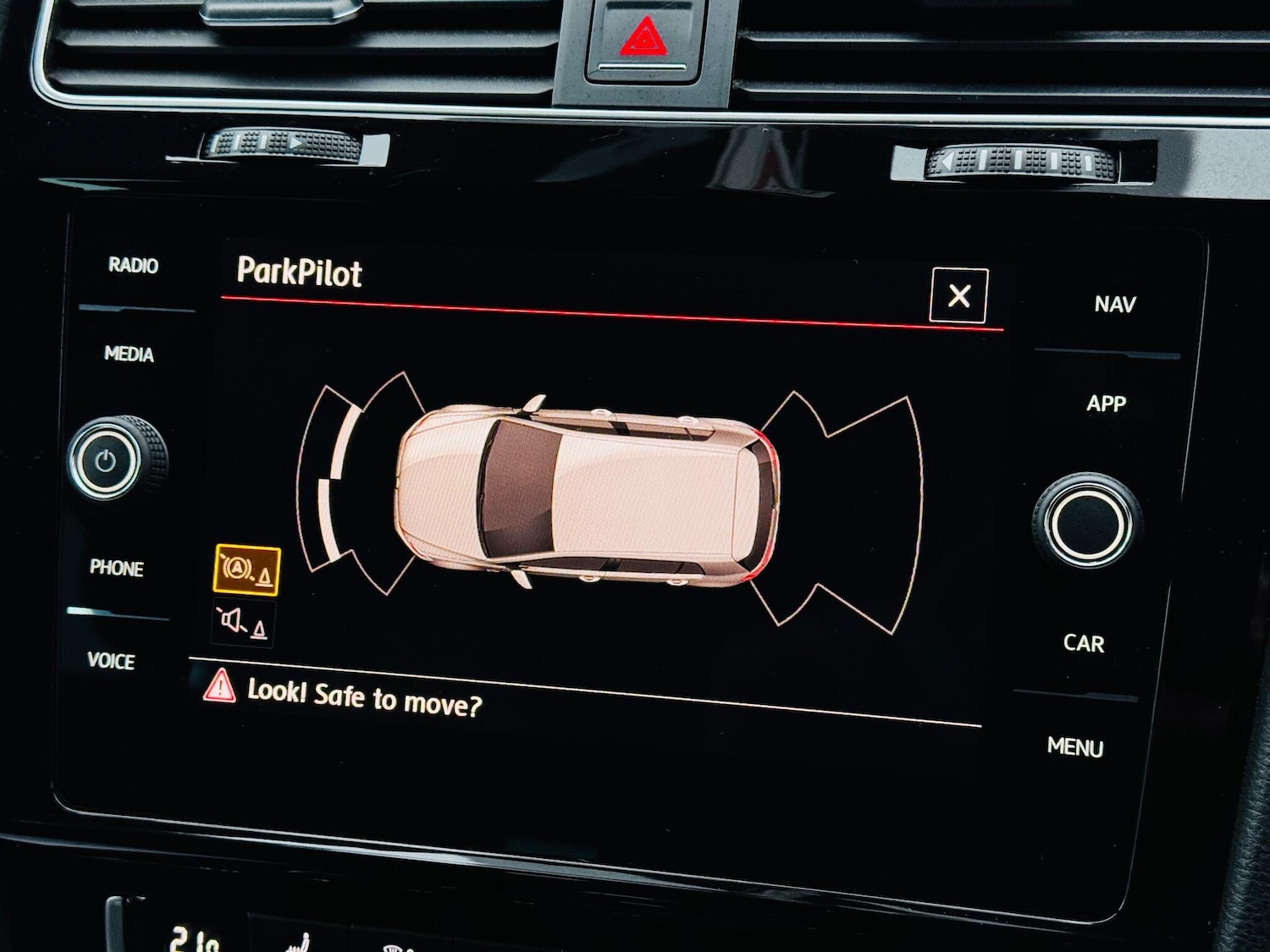 Used Volkswagen Golf 2018 for sale - 76964315: Photo 51