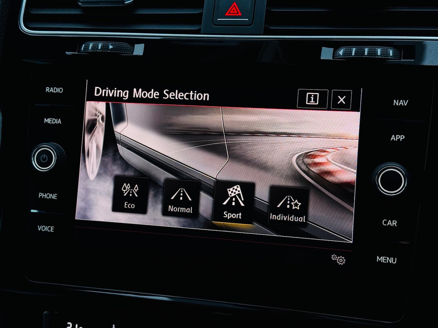 Used Volkswagen Golf 2018 for sale - 76964315: Photo 52