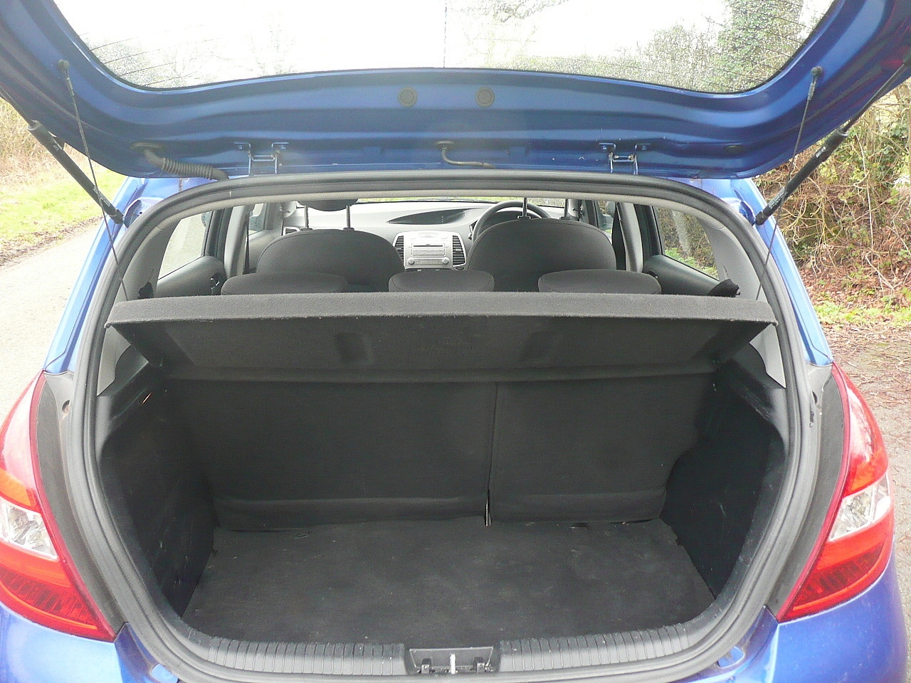 Used Hyundai i20 2009 for sale - 77297965: Photo 11