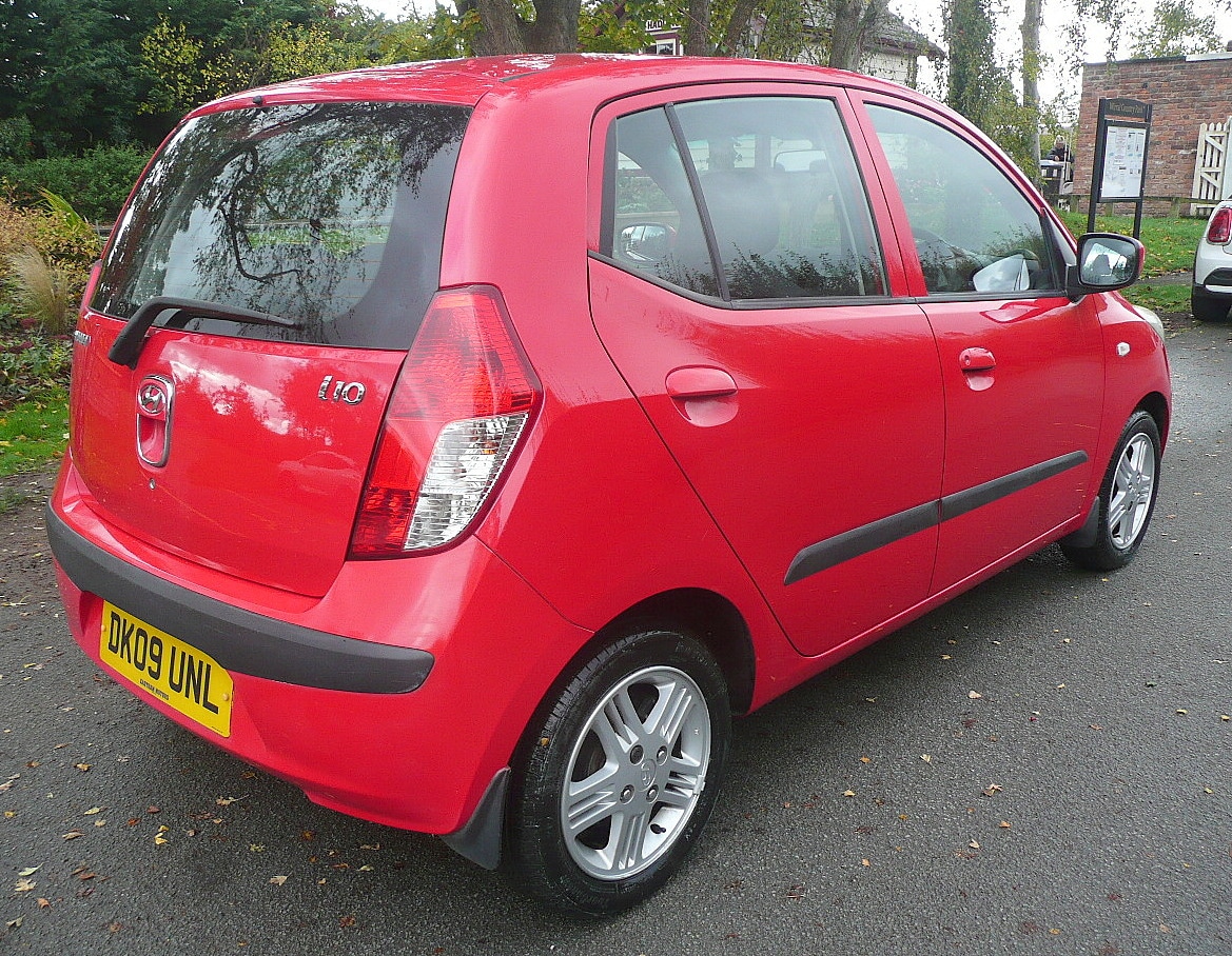 Used Hyundai i10 2009 for sale - 76464764: Photo 8